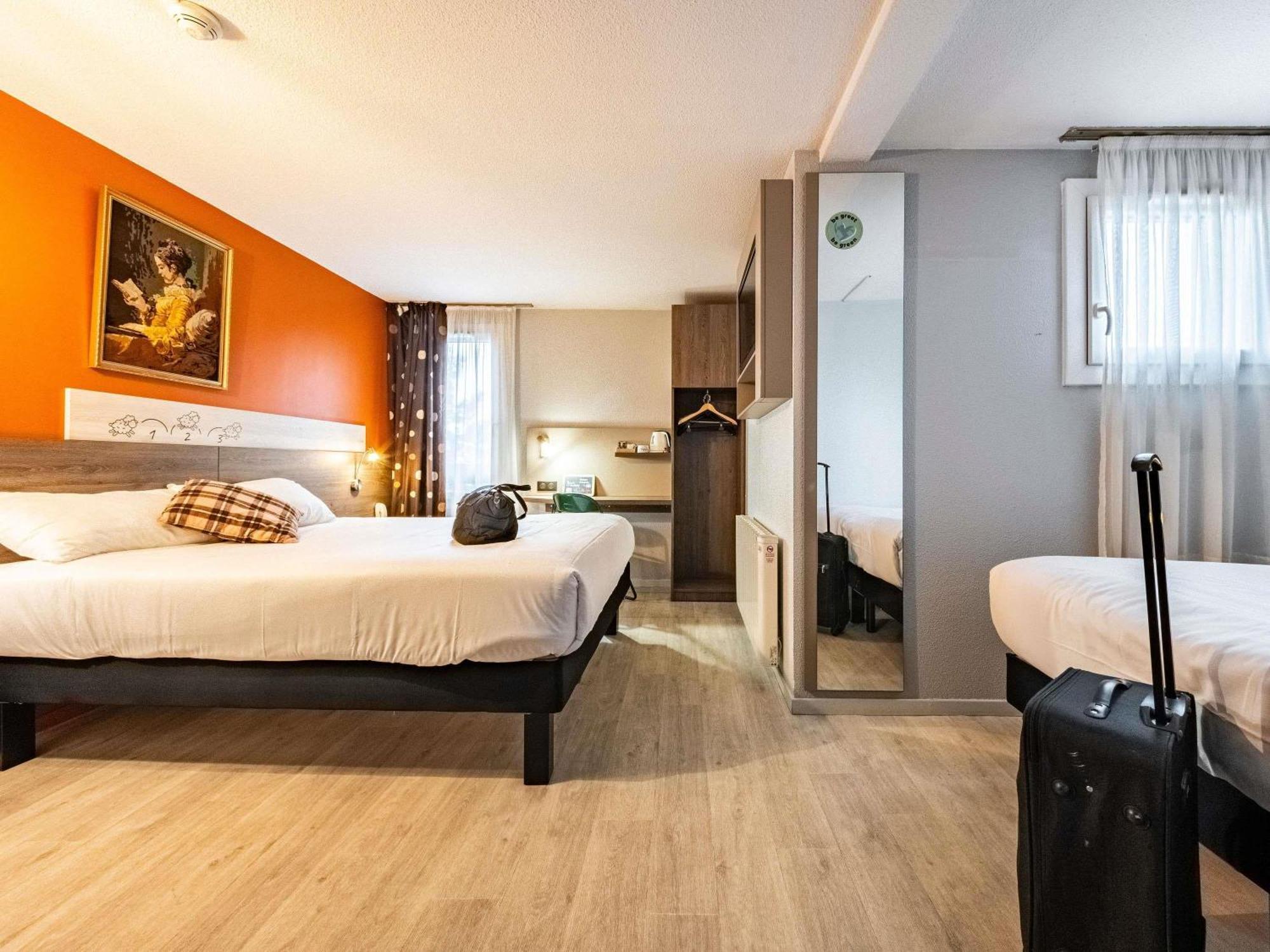 Greet Hotel Massieux Lyon Nord Exterior foto